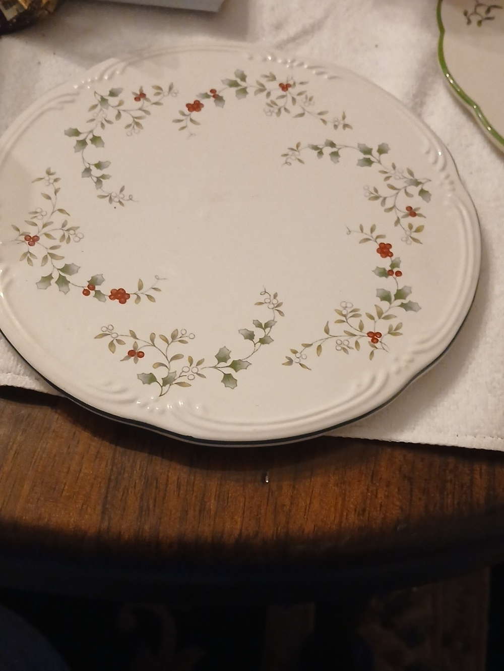 Pfaltzgraff Pfaltzgraff Winterberry Christmas Winter Trivet Hot Plate 8